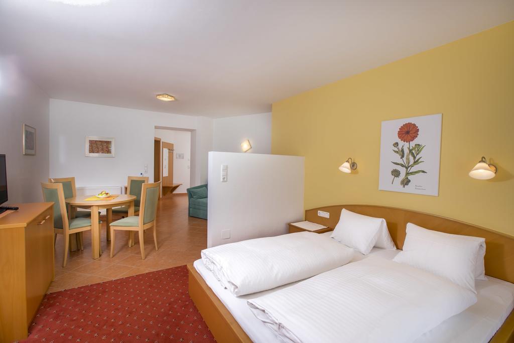 Hotel Garni Roesslhof Hollersbach im Pinzgau Habitación foto